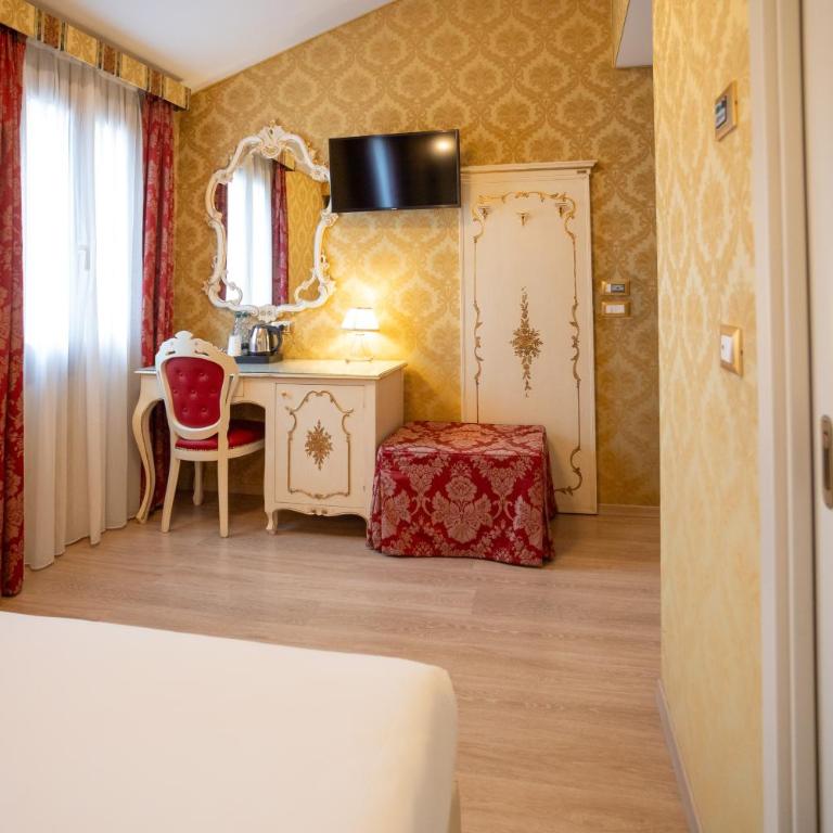 Duomo Boutique Hotel - Camera Deluxe - 4