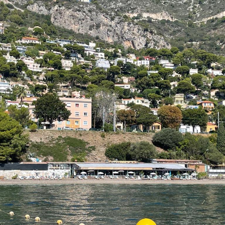 Ezevacances Studio Capuccino vue mer 5 mn plage 7 mn gare Wifi - Studio with Sea View - 73