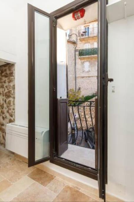 LE PETIT MARCHE - NEW 2021 Fabuleux studio 2Pax Wi-fi A/C - Appartement 1 Chambre - 8
