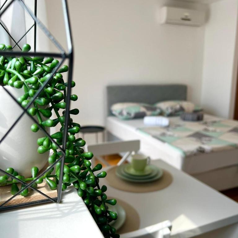 Mostar - One-Bedroom Apartment - 1