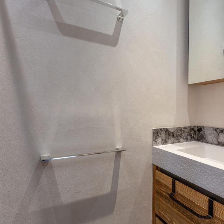 Appartement skis aux pieds, balcon sud, 8 pers, cheminée, Wifi - Val-d'Isère - FR-1-694-292 - Apartamento - 17