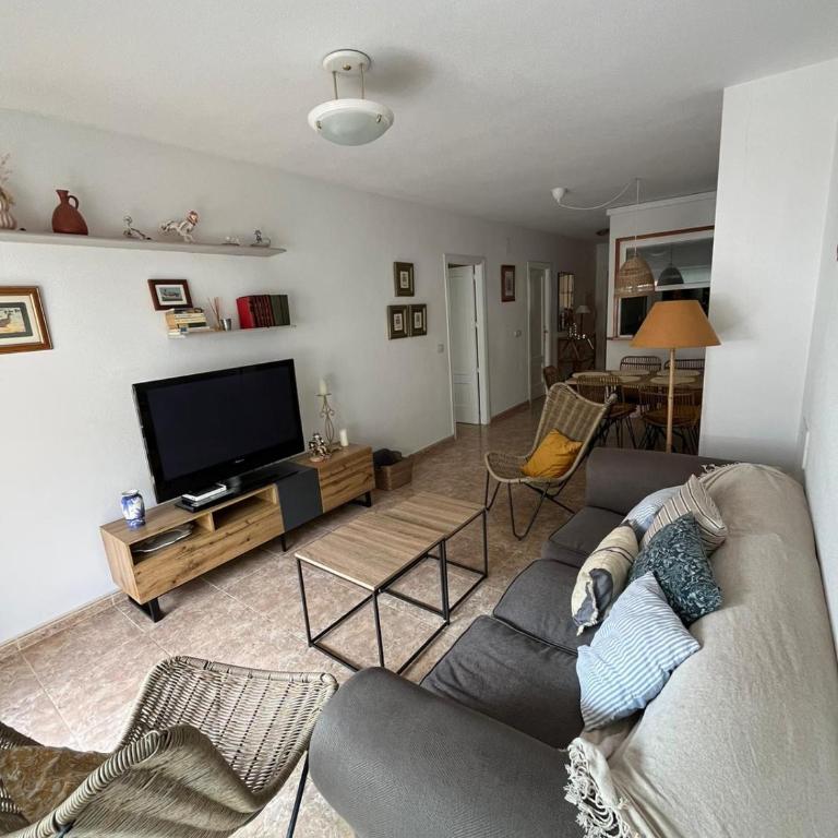 Apto Calpe con piscina. No uses coche vacaciones. - Apartamento de 2 dormitorios - 5