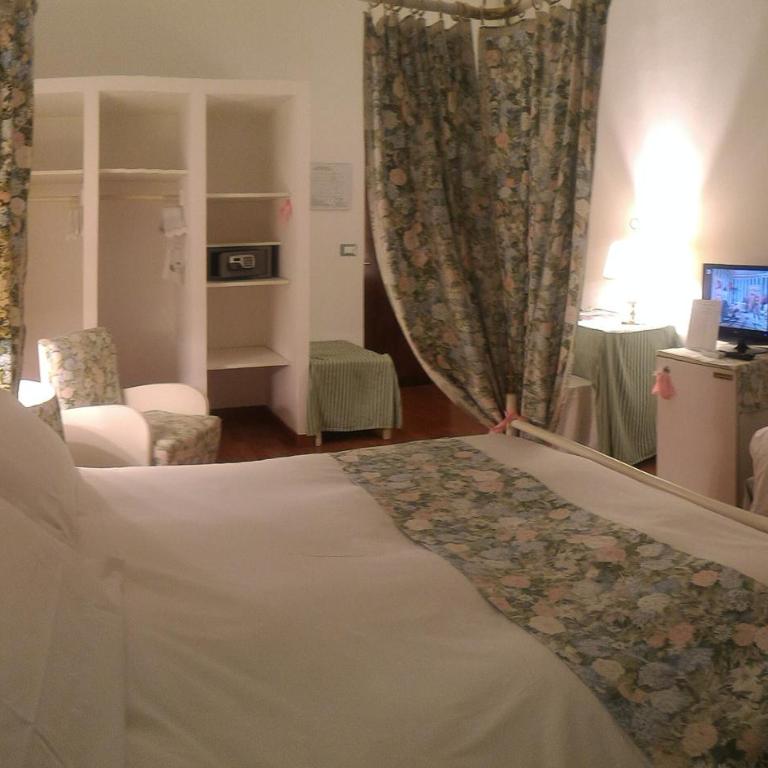Eveline Portosole Hotel - Camera Tripla - 2