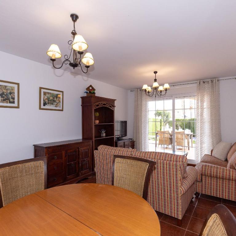UHC RESIDENCIAL VILLA CRISTAL - House With Garden - 31