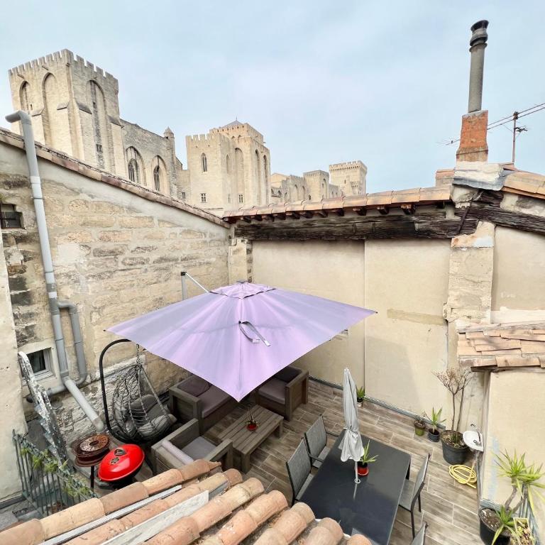 RÉNOVÉ, vue SUR Palais des Papes, terrasse et WIFI TROISIEME ETAGE - Apartment mit 1 Schlafzimmer - 8