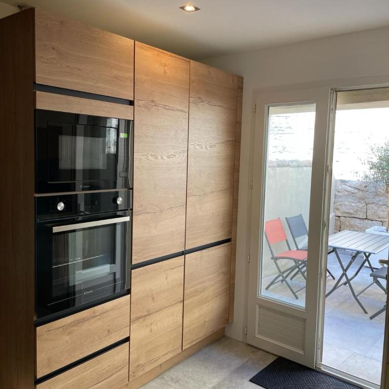 Maison cosy, 2 chambres, adossée aux remparts - Haus mit 2 Schlafzimmern - 17