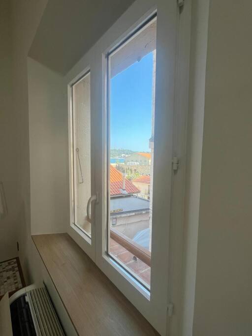STRELIZIA - New central old Antibes for 4 AC - Appartement 2 Chambres - 16