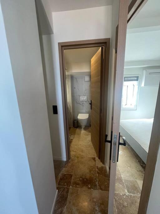 STRELIZIA - New central old Antibes for 4 AC - Appartement 2 Chambres - 18