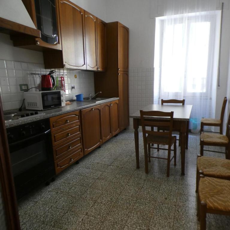 A LA GARE - Two-Bedroom Apartment - 41