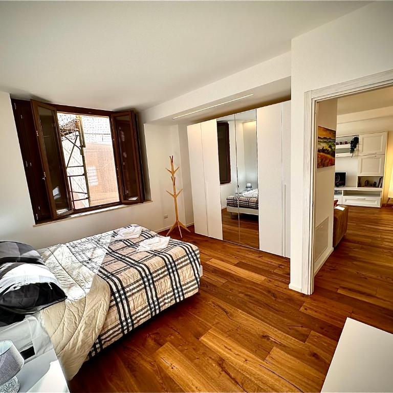 In the heart of Siena, 7 minutes from Piazza del Campo - One-Bedroom Apartment - 7