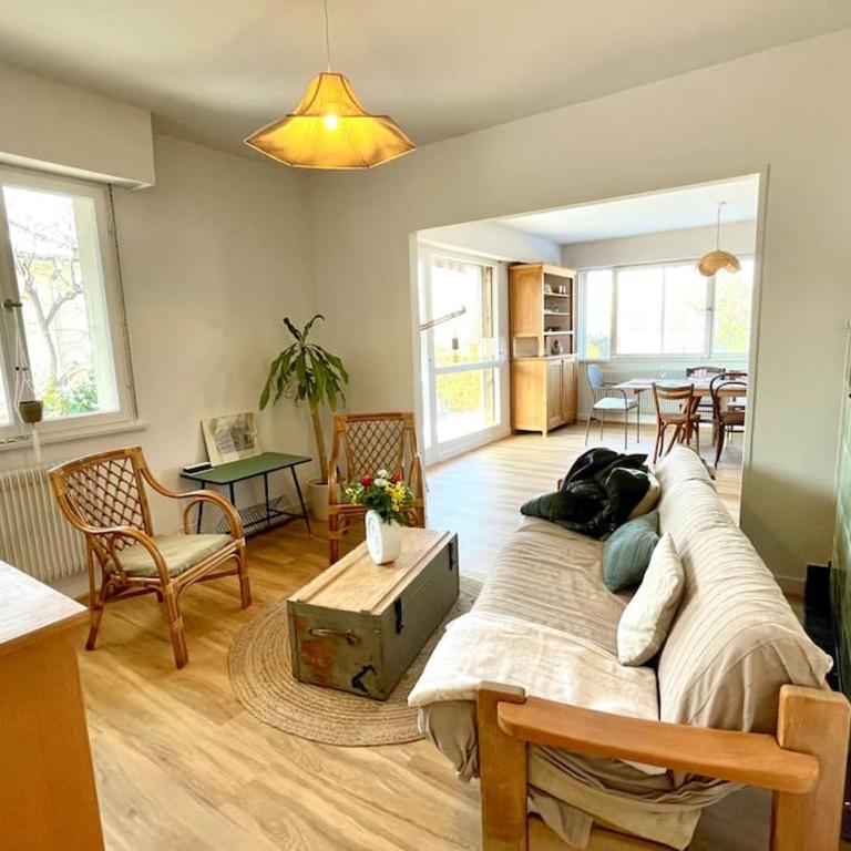 Maison individuelle 100 m2, jardin et parking privé - Haus mit 3 Schlafzimmern - 25