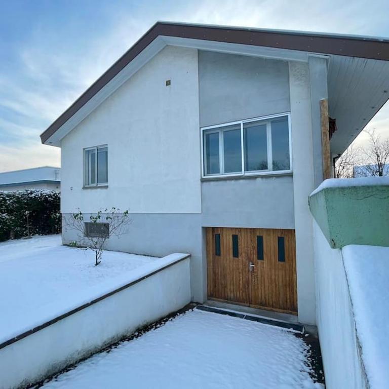 Maison individuelle 100 m2, jardin et parking privé - Haus mit 3 Schlafzimmern - 28