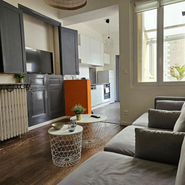 ARAGO1 - Appartement Tours centre sur jardin - Apartment mit 1 Schlafzimmer - 2