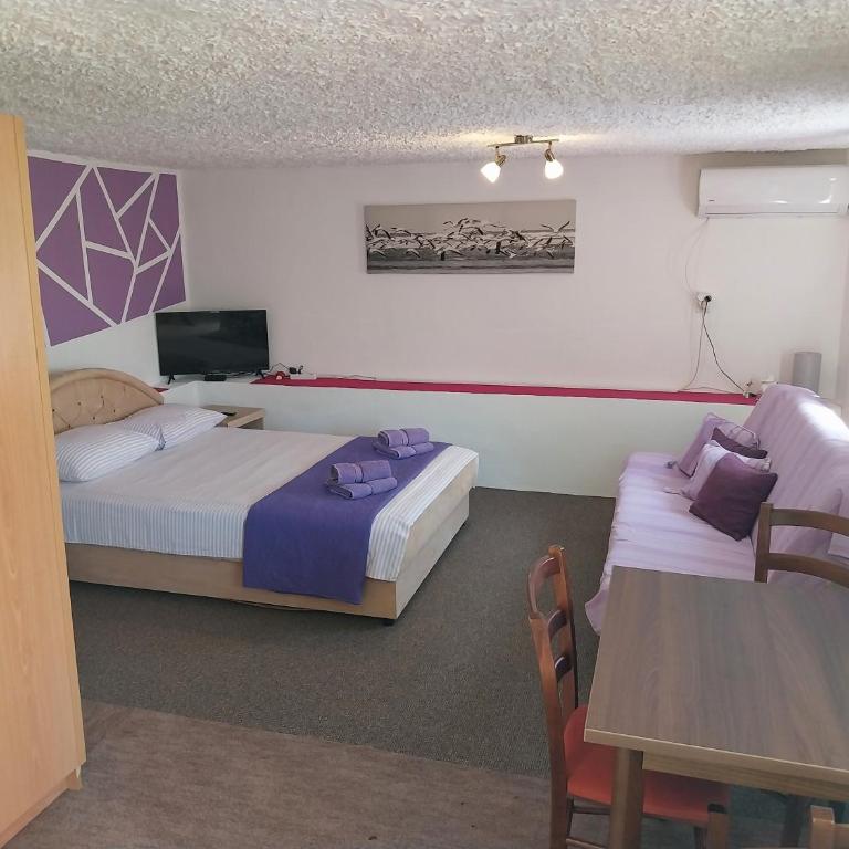 House 23 A2 - Apartman sa 1 Spavaćom Sobom - 1