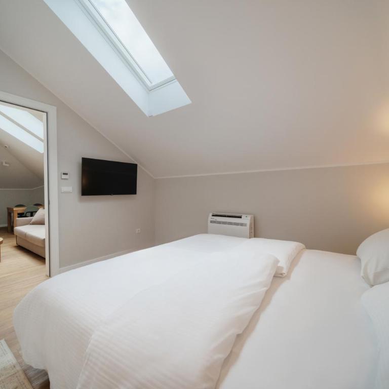 Slavija Fontana Lux Apartments - Deluks Apartman - 12