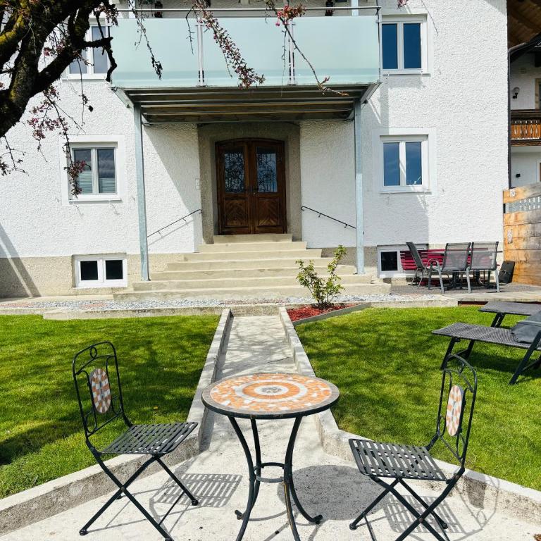 Gästhaus "Seeblick" - Apartment mit 2 Schlafzimmern und Gartenblick - 30