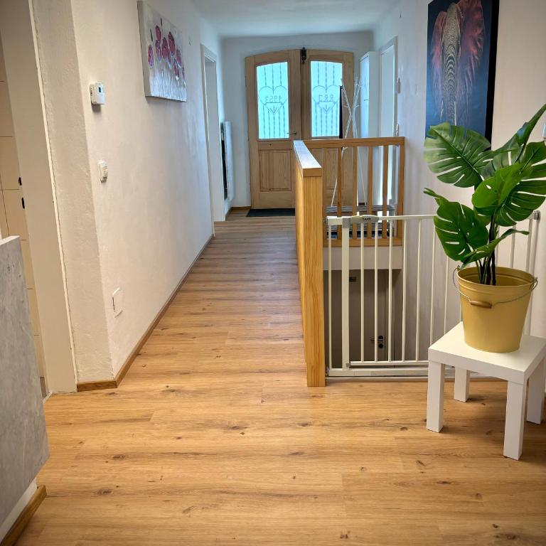 Gästhaus "Seeblick" - Apartment mit 2 Schlafzimmern und Gartenblick - 42