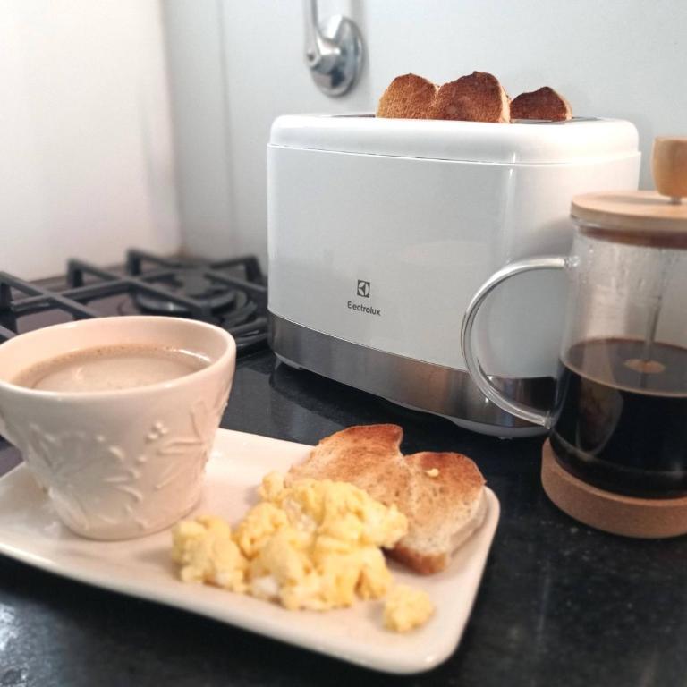 Moderno depto en barrio Bombal - Apartamento de 1 dormitorio - 2