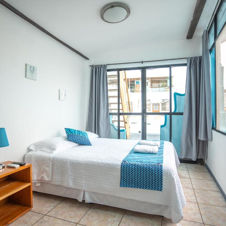 Maidith Galapagos Inn - Piqueros / Family Room with Balcony - 7