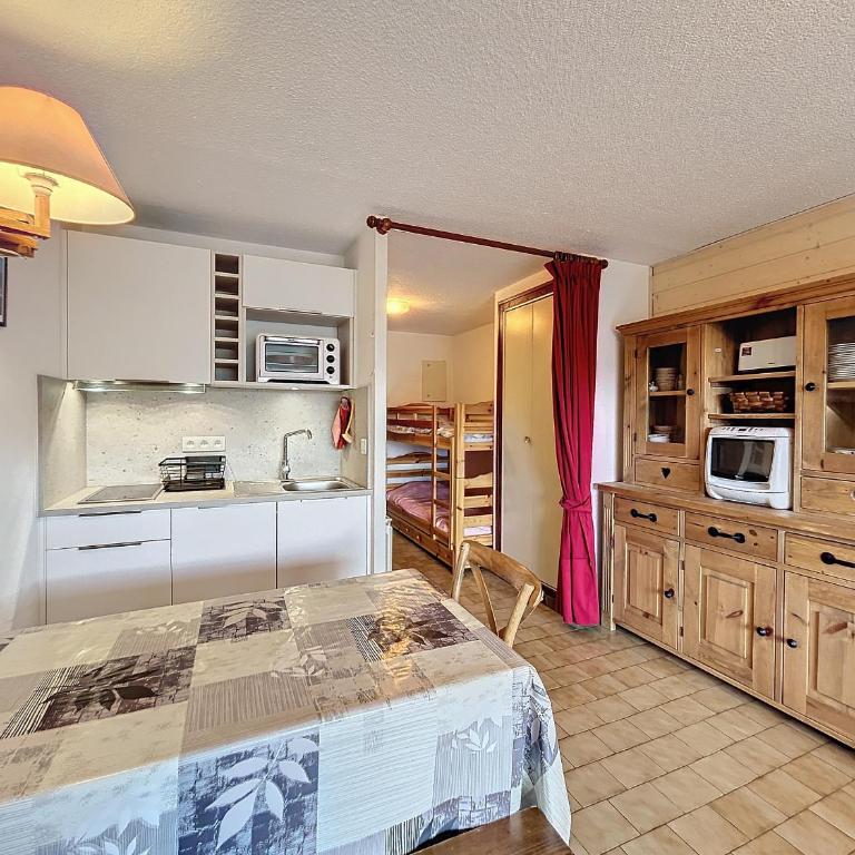 Studio cosy pour 4 pers., proche pistes Combloux, balcon ouest, ski, tennis ! - Studio - 2