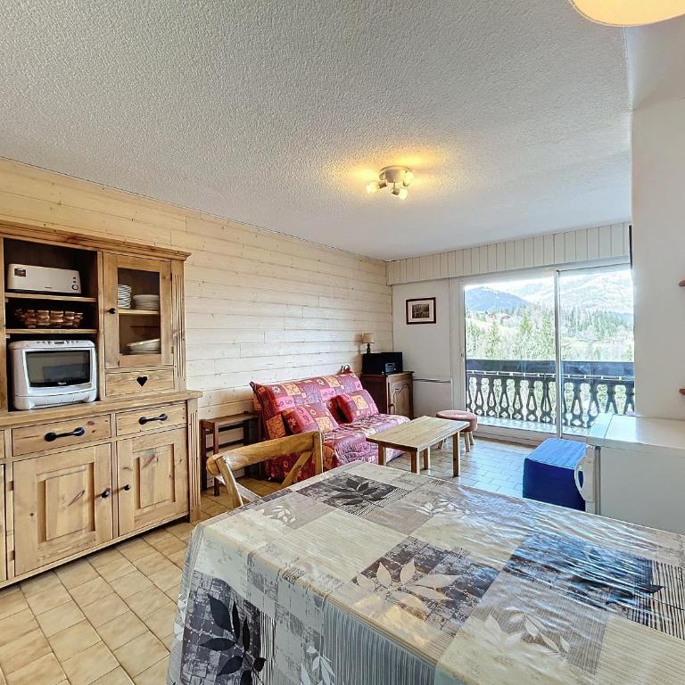Studio cosy pour 4 pers., proche pistes Combloux, balcon ouest, ski, tennis ! - Studio - 5