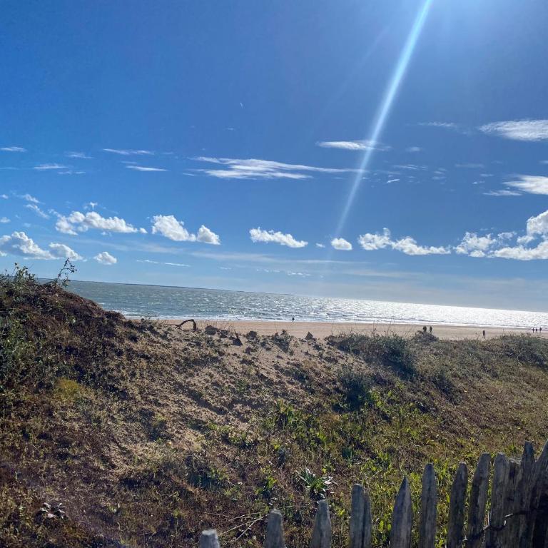 Maison avec Jardin à 150m de la Plage, 2 Chambres, Wi-Fi, Parking, Animaux Acceptés - FR-1-22-351 - Casa - 17