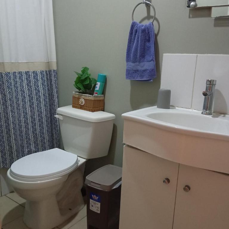 Hostal JV QUILLOTA AMOBLADA - Vacation Home - 5