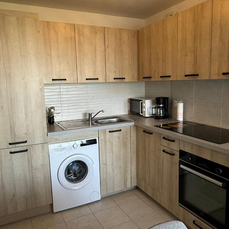 Charmant 2P avec balcon, proche plage et centre | Parking | Wifi | 4 pers | Cabourg - FR-1-487-365 - Appartamento - 8