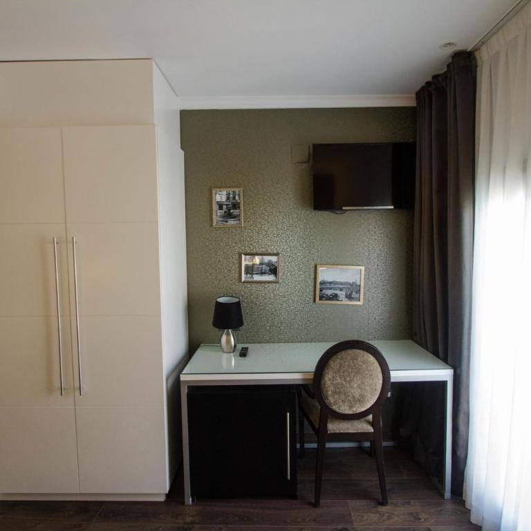 Moderno - Twin Room with Street View - 2