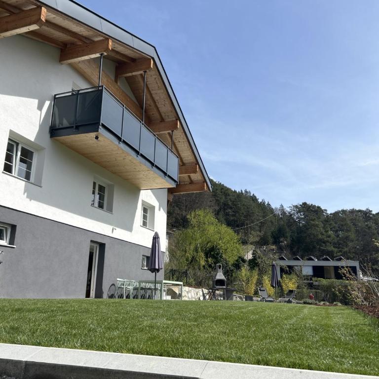 Wohnung mit Garten und Panoramablick in Innsbruck - Apartamento de 2 dormitorios - 1