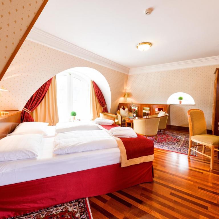 Hotel Salzburger Hof - Standard Familienzimmer (2 Erwachsene & 2 Kinder) - 2