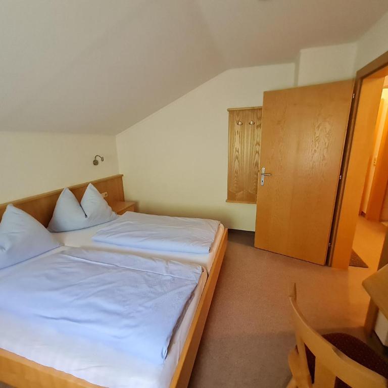 Haus Bürgler - One-Bedroom Apartment with Shower - 1