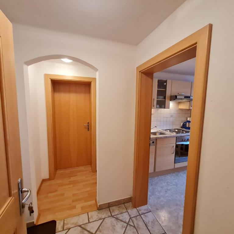 Haus Bürgler - Apartment with Shower - 2