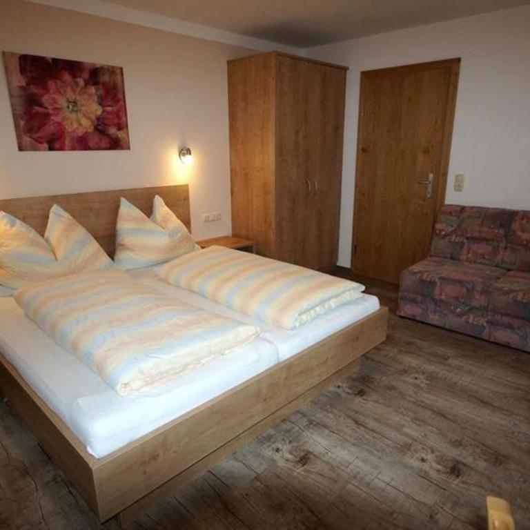Haus Bürgler - Two-Bedroom Apartment with Bath - 7