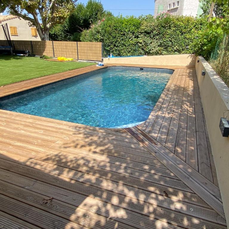 Superbe villa avec piscine, jardin et terrasse aux portes d'Aix en Provence - Casa - 5