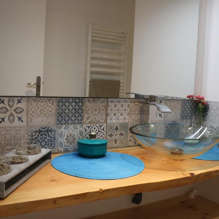 Superbe villa avec piscine, jardin et terrasse aux portes d'Aix en Provence - Casa - 48