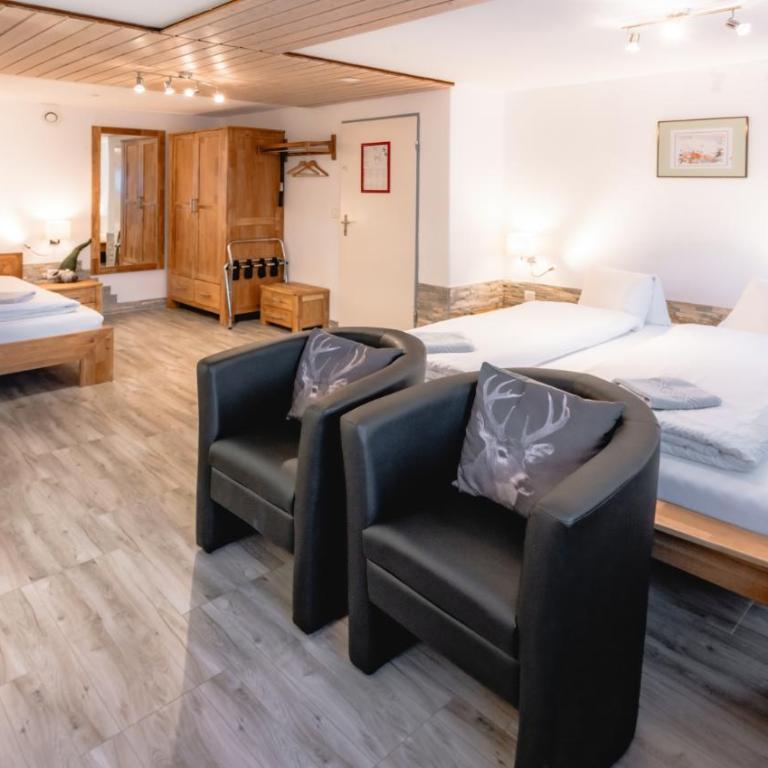 Hotel Paradis-Leukerbad-Therme - Familienzimmer - 1