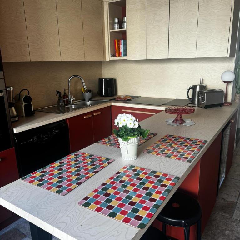 La maison de Marie, maison de ville 4 personnes, option chambre patio 2 pers supp - Maison 3 Chambres - 10