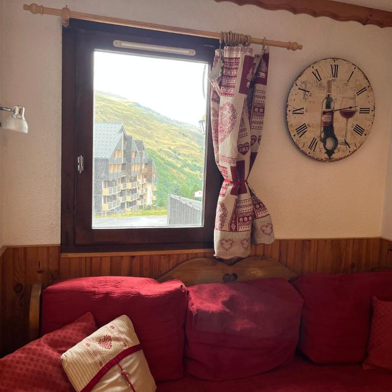 La Villaret - Two-Bedroom Apartment with Balcony - 13