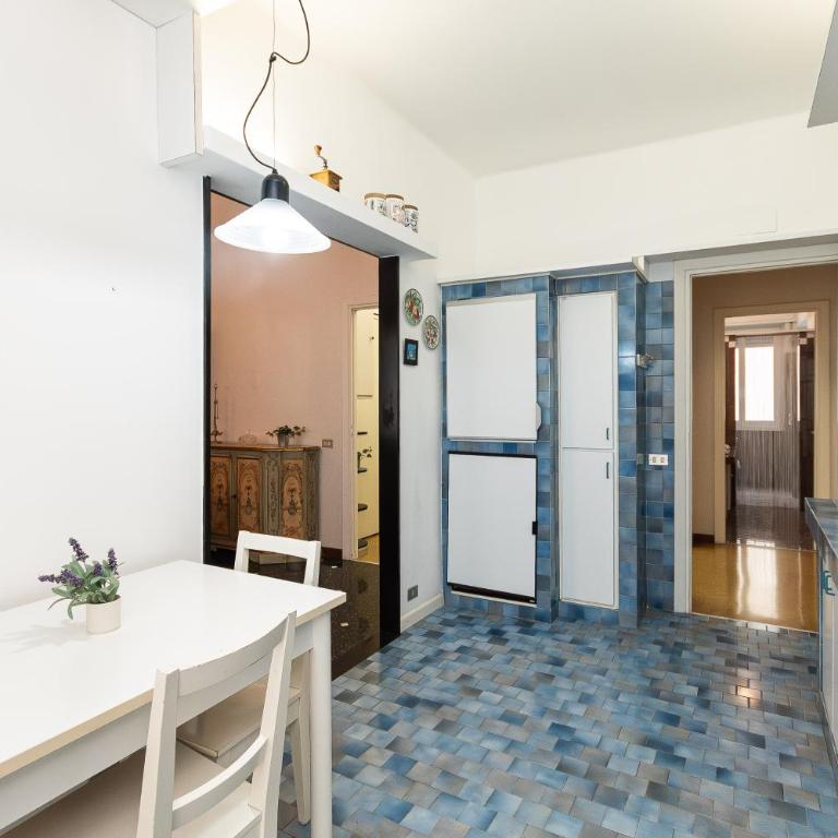 3 min SPIAGGIA - 15 min CENTRO CITTÀ - Appartamento con 1 Camera da Letto - 7