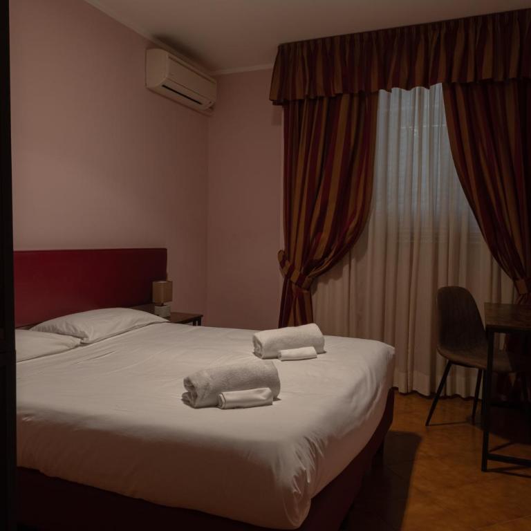 Hotel Santa Maura - Camera Matrimoniale/Doppia con Letti Singoli - 17