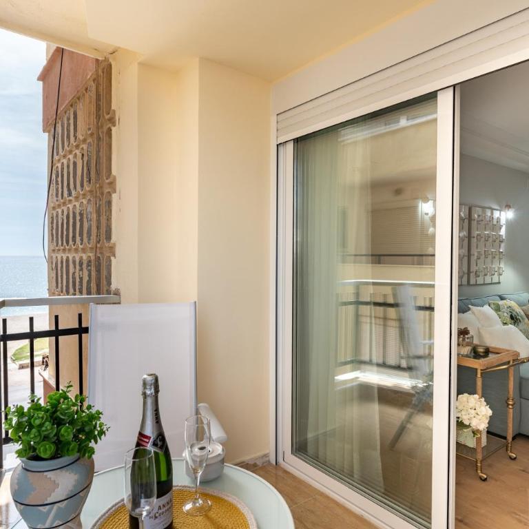 MalagaSuite Niza II Fuengirola - Apartamento - 2