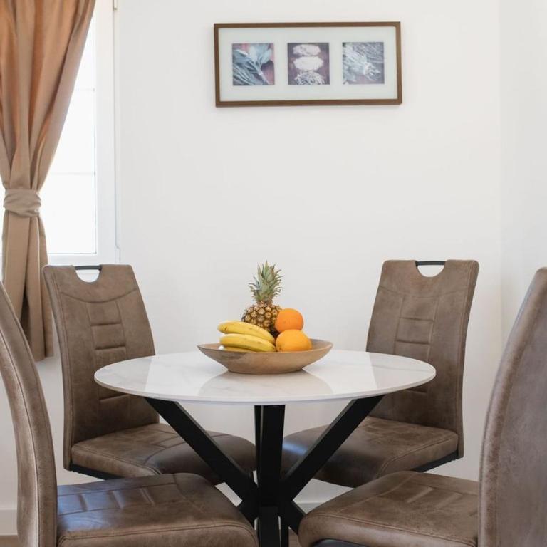 Guest House S-Lux - One-Bedroom Suite - 6