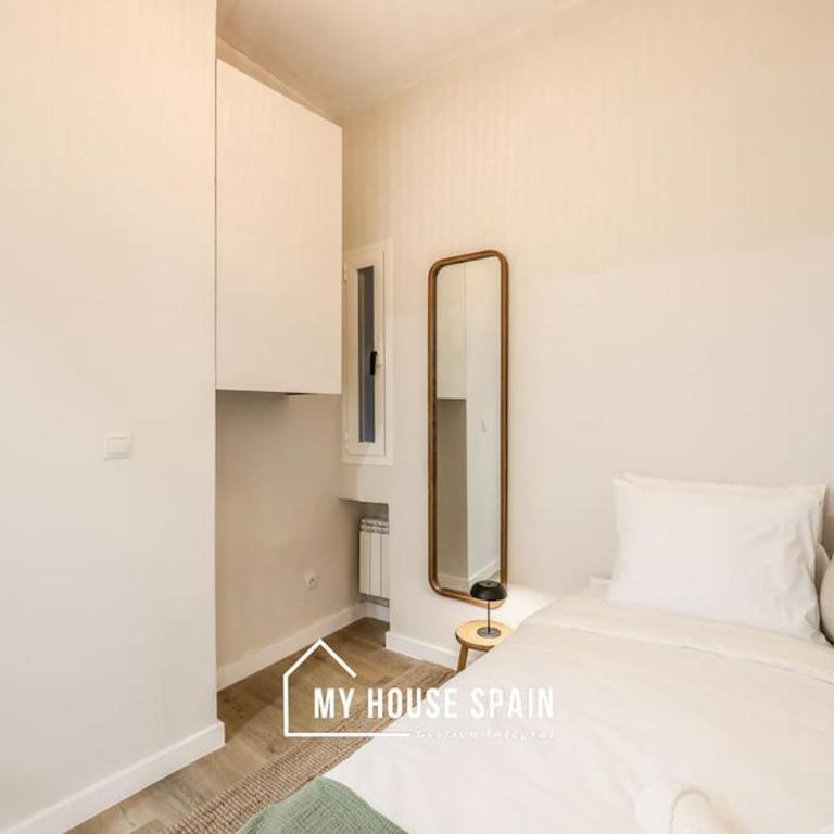 MyHouseSpain - Nuevo piso reformado en Malasaña - Two-Bedroom Apartment - 9
