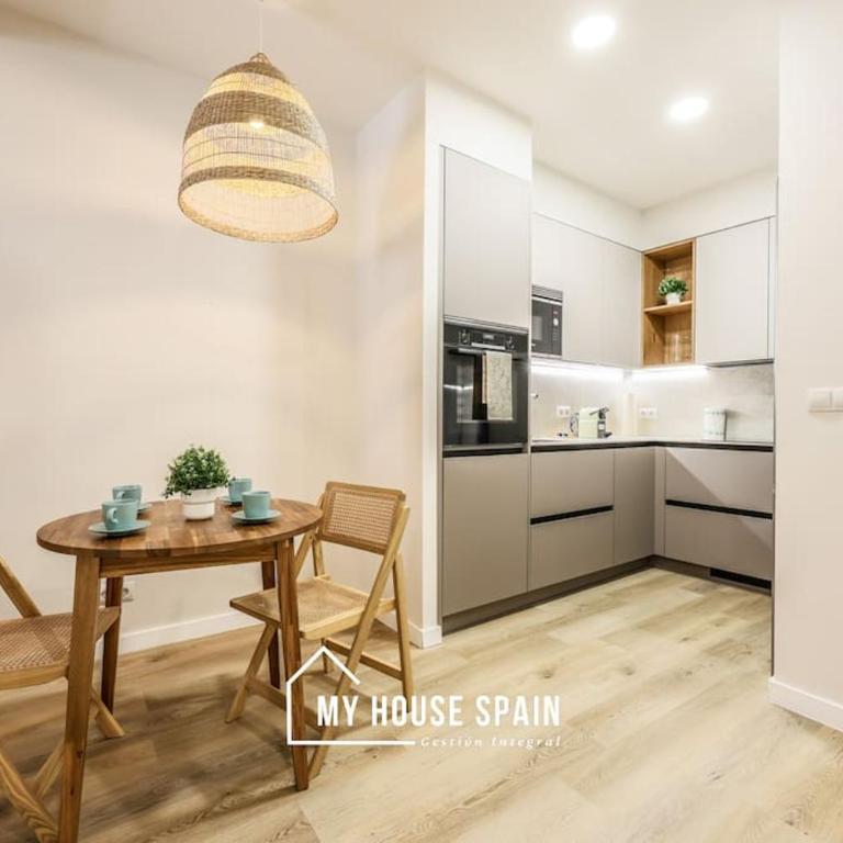 MyHouseSpain - Nuevo piso reformado en Malasaña - Two-Bedroom Apartment - 16