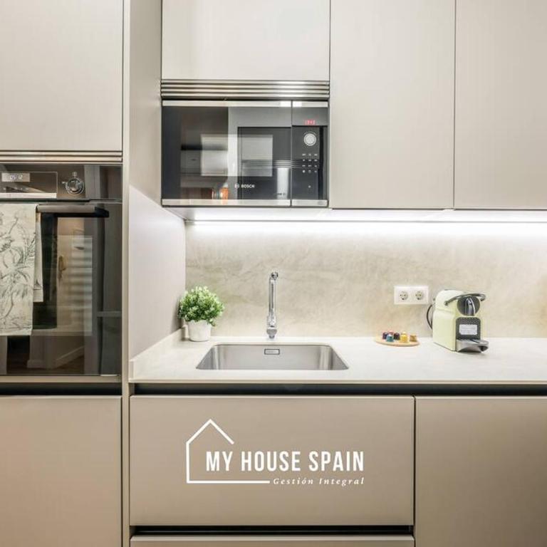 MyHouseSpain - Nuevo piso reformado en Malasaña - Two-Bedroom Apartment - 19
