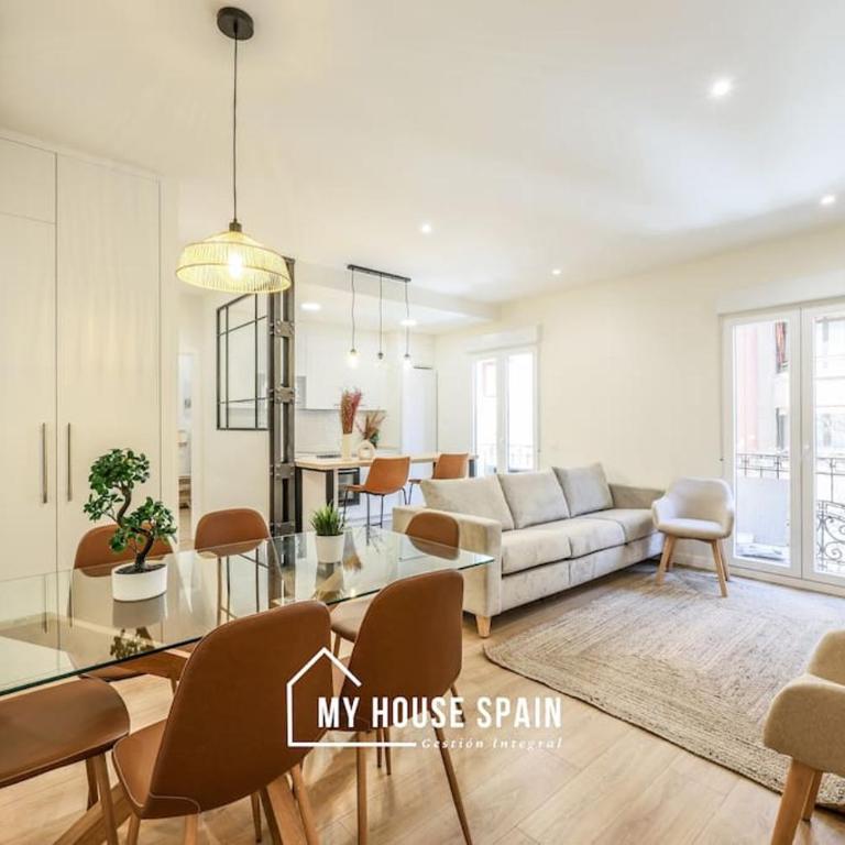 MyHouseSpain - Renovado y luminoso apartamento - Two-Bedroom Apartment - 1