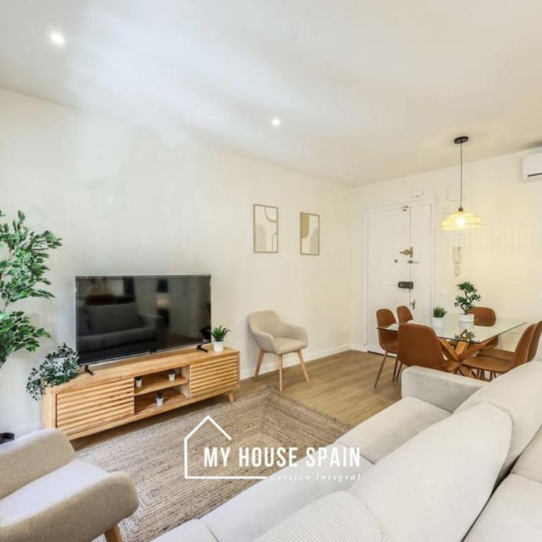 MyHouseSpain - Renovado y luminoso apartamento - Two-Bedroom Apartment - 23