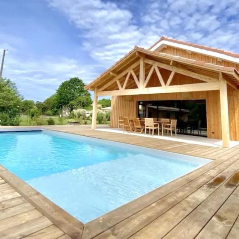 Belle Villa Terra Mare classée 4 étoiles entre océan et bassin - Villa avec Piscine Privée - 32