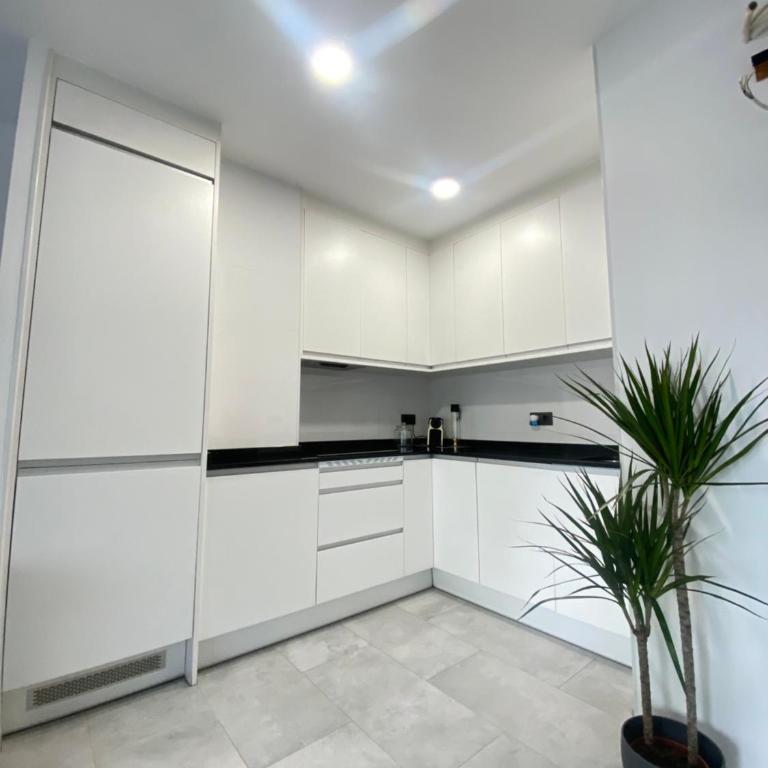 Madrid Confort Suites - One-Bedroom Apartment - 18